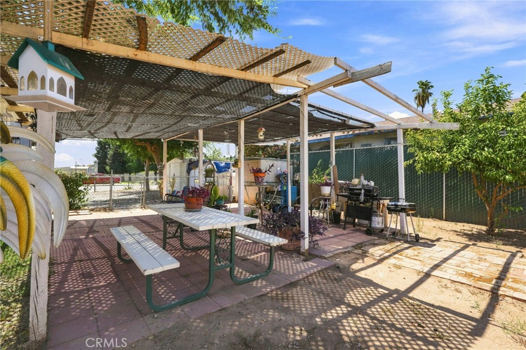 1208 South Property Photo 45