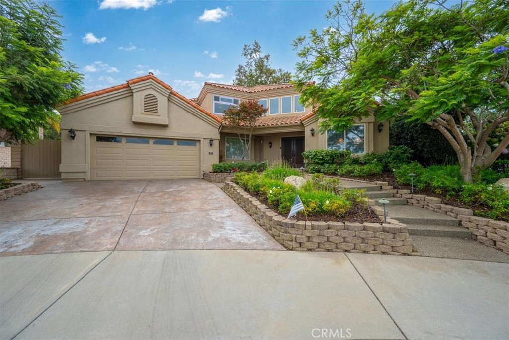 810 Fairway Vista Property Photo 2