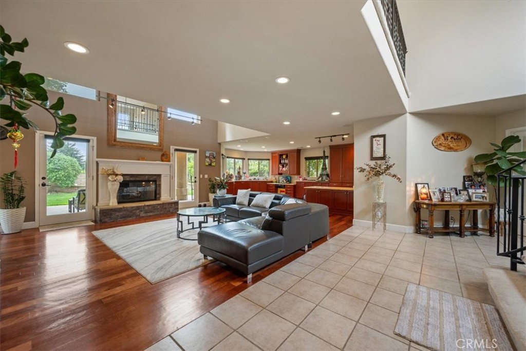 810 Fairway Vista Property Photo 8