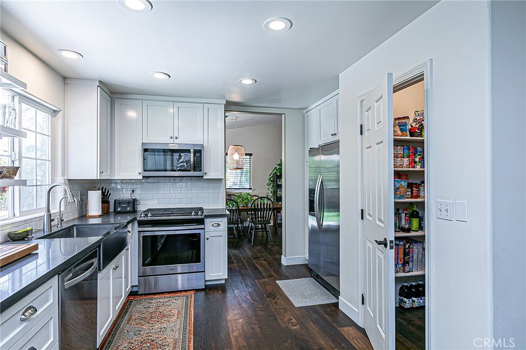 270 Daffodil Property Photo 11