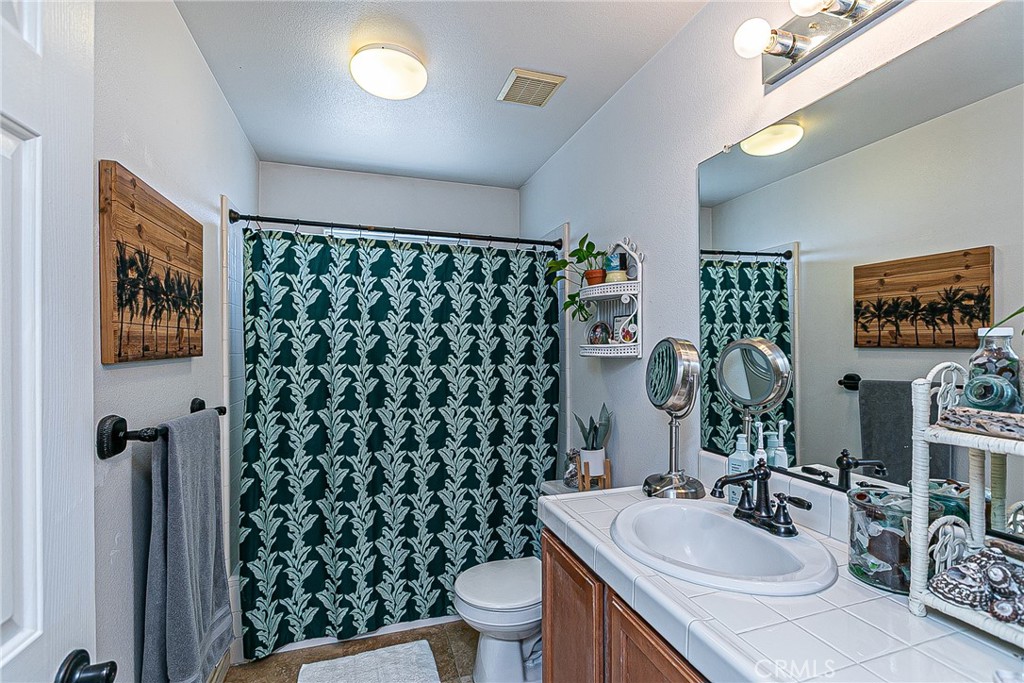 270 Daffodil Property Photo 24