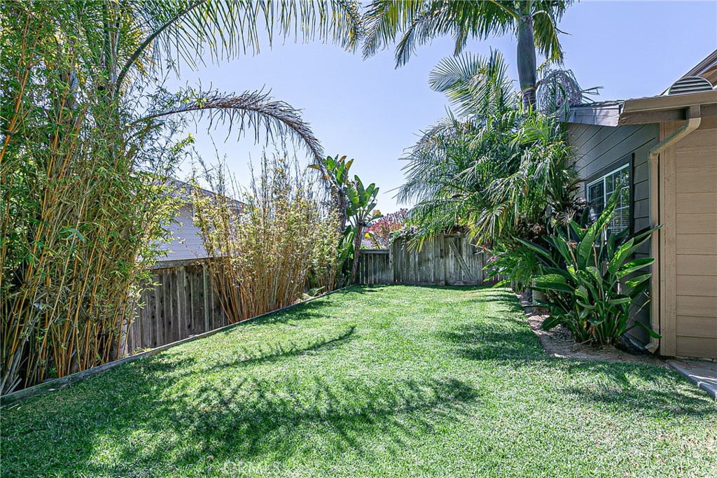 270 Daffodil Property Photo 33