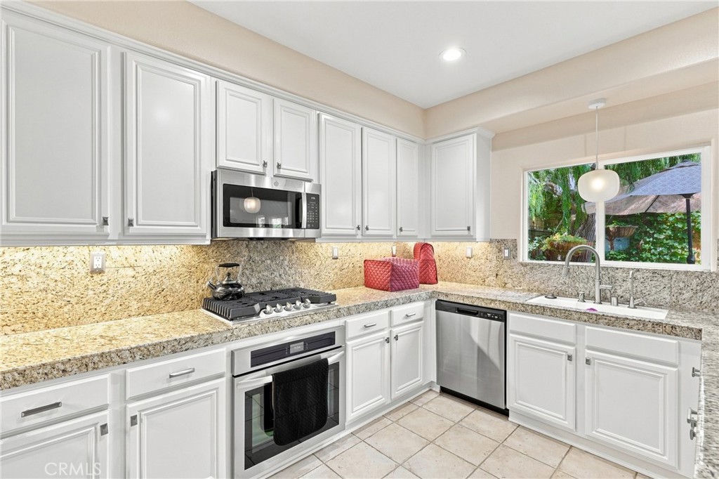 343 Taunton Drive Property Photo 13