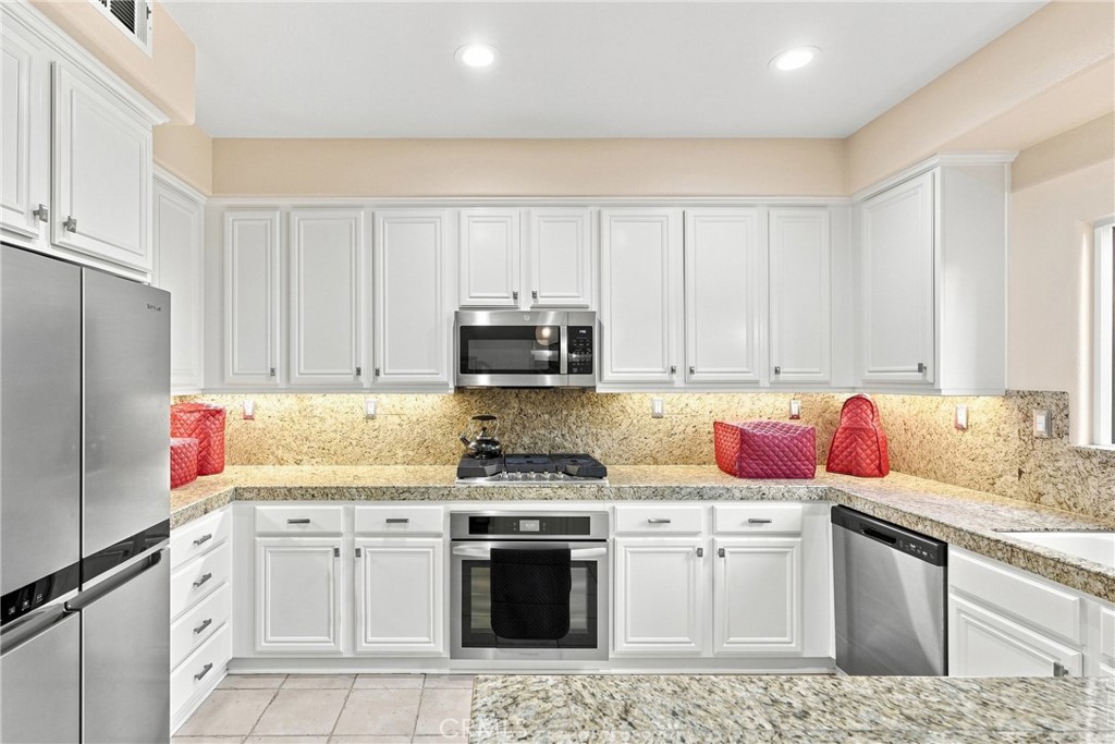 343 Taunton Drive Property Photo 14
