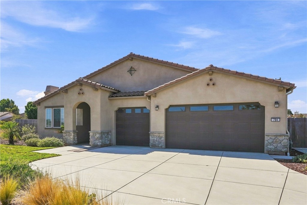 794 Hickok Property Photo 2