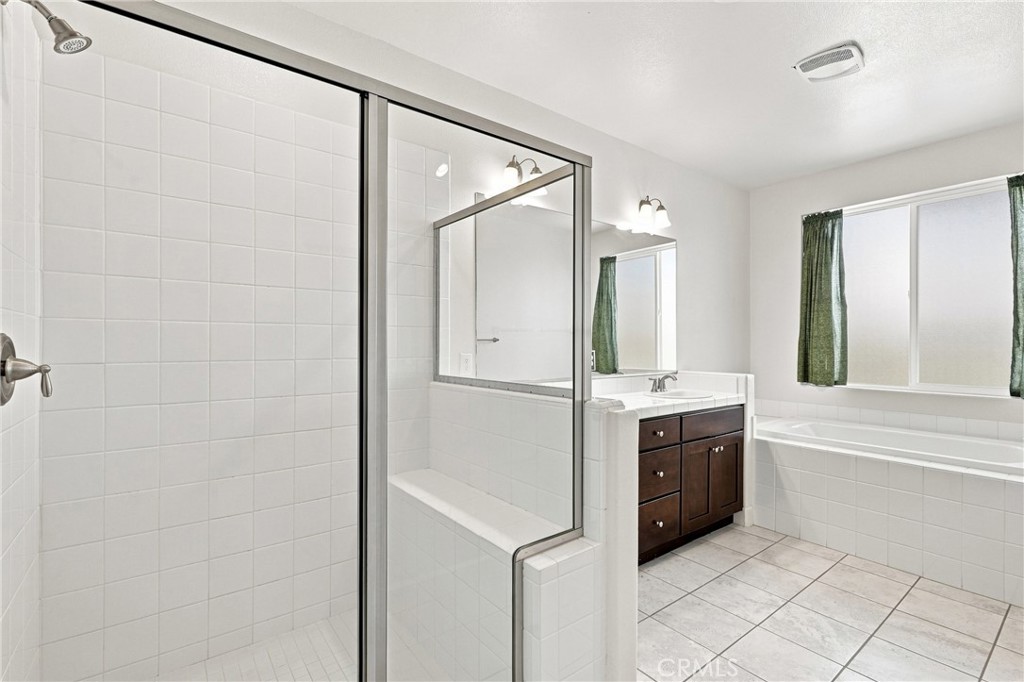 794 Hickok Property Photo 25