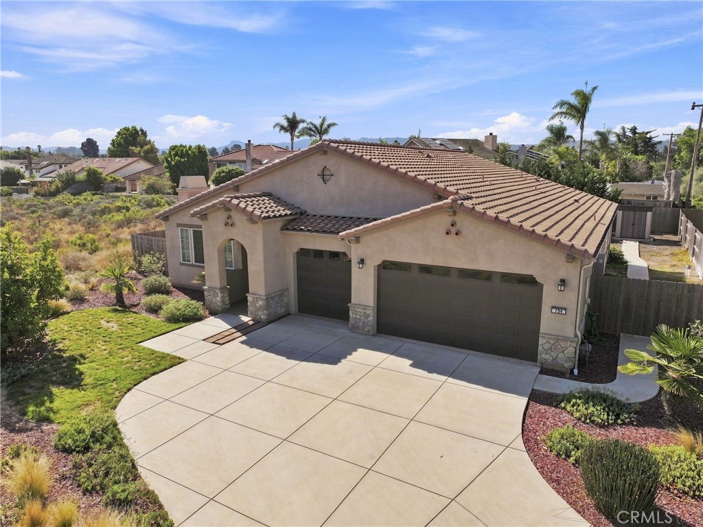 794 Hickok Property Photo 36