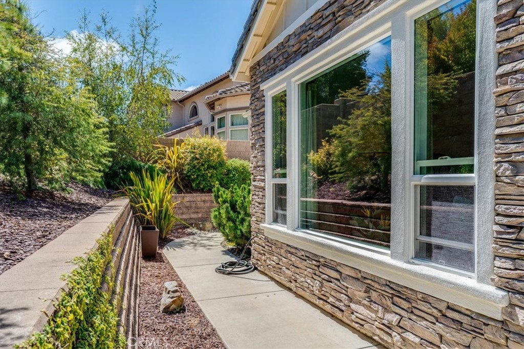 1689 Louise Lane Property Photo 41