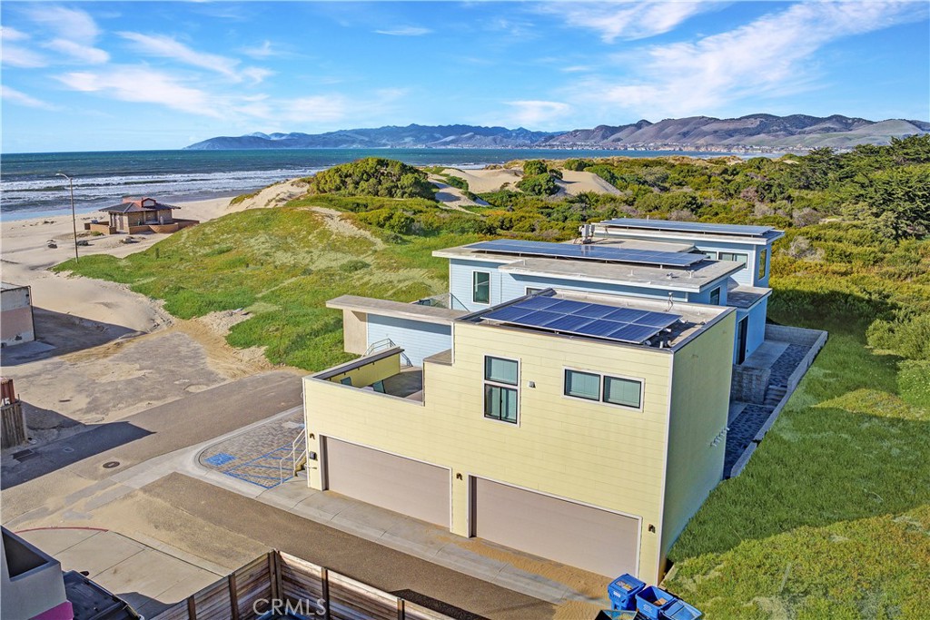 1111 Strand Way Property Photo 1