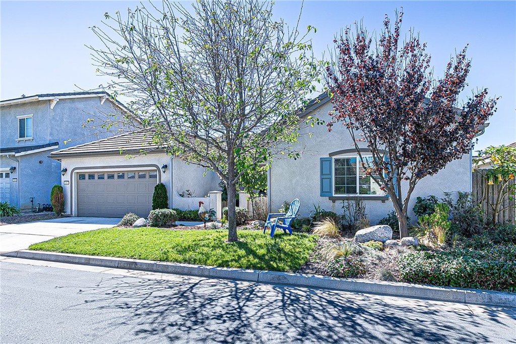 1452 W Beacon Property Photo 3
