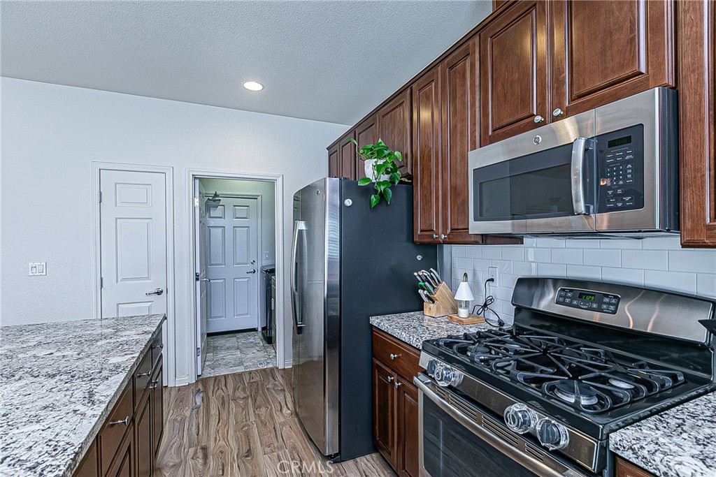 1452 W Beacon Property Photo 15
