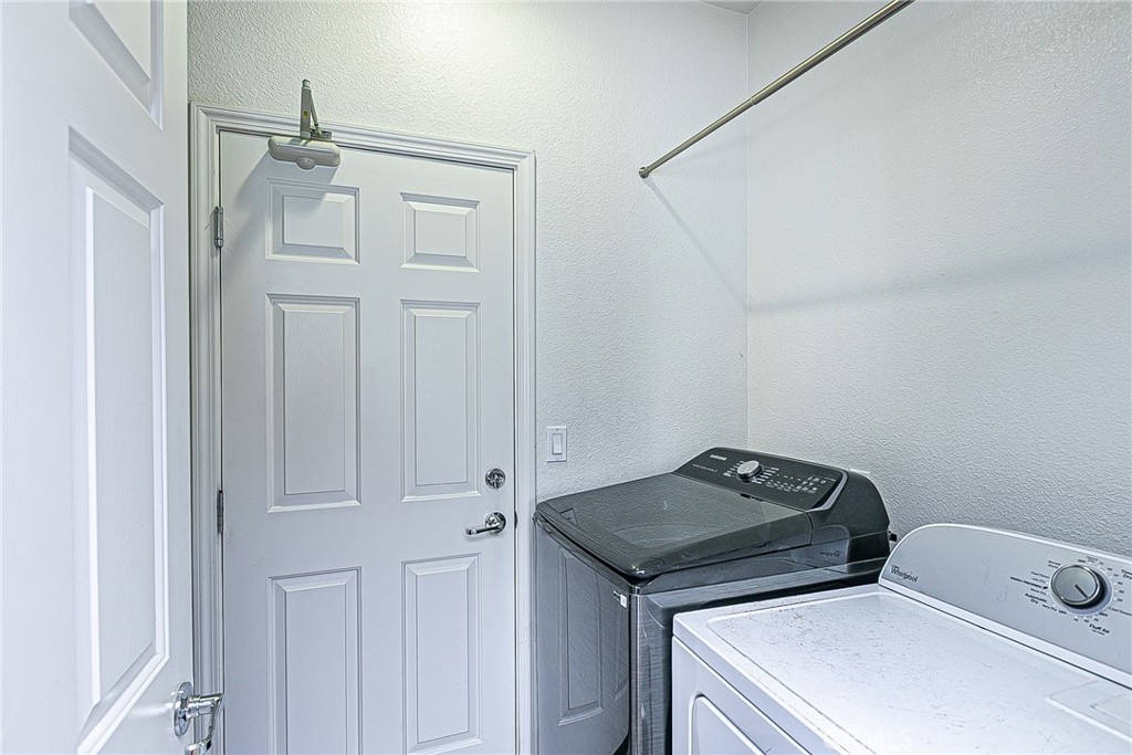 1452 W Beacon Property Photo 27