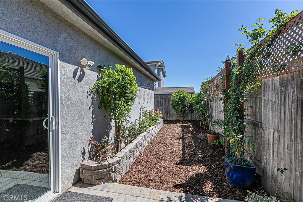 1452 W Beacon Property Photo 28