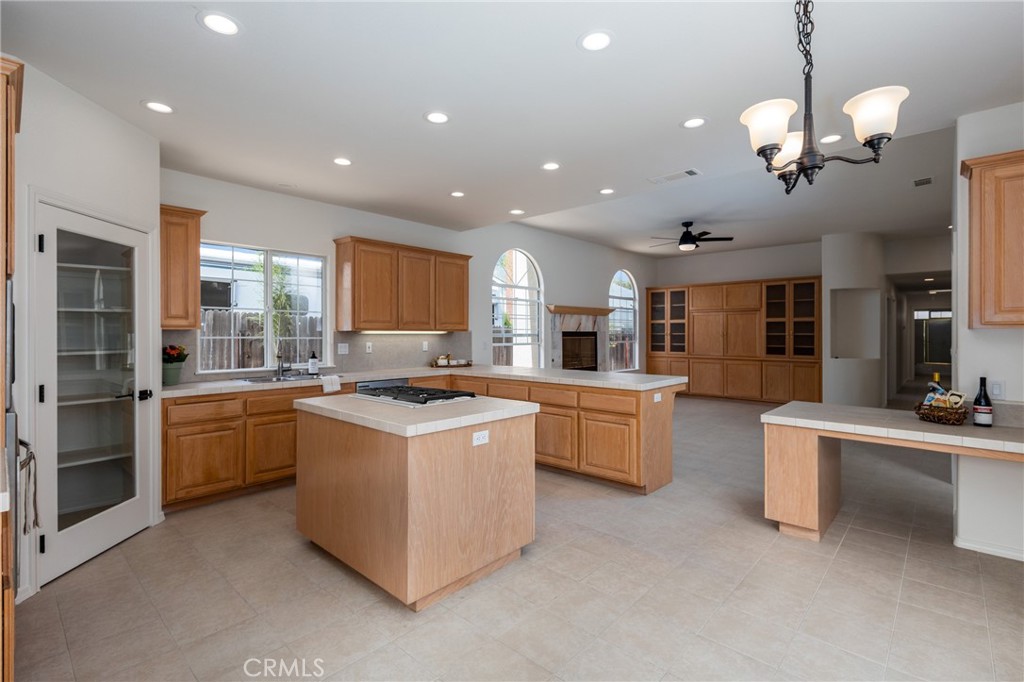 2549 Augusta Court Property Photo 16