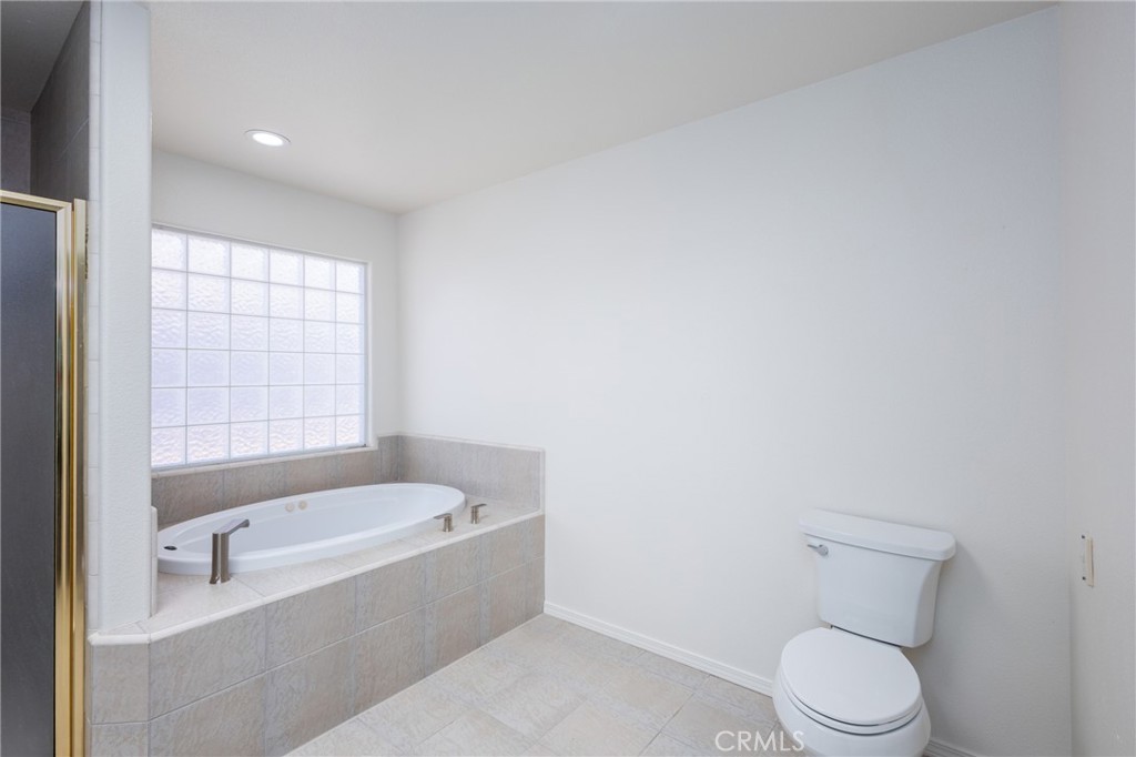 2549 Augusta Court Property Photo 27
