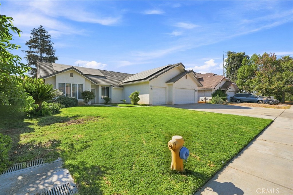 1601 N Eaton Property Photo 3