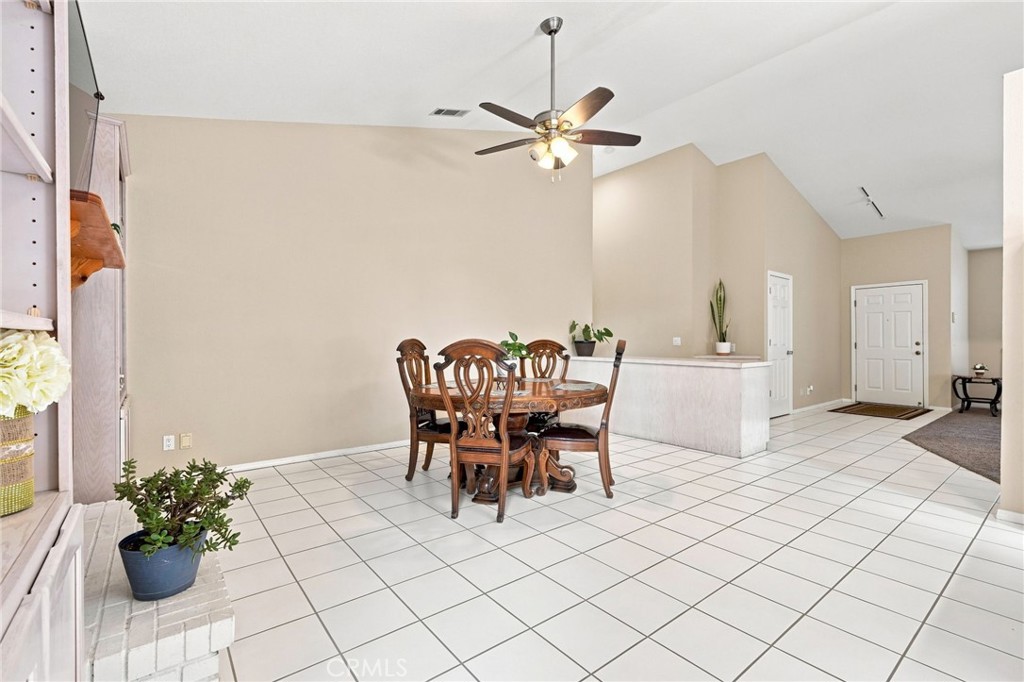 1601 N Eaton Property Photo 17