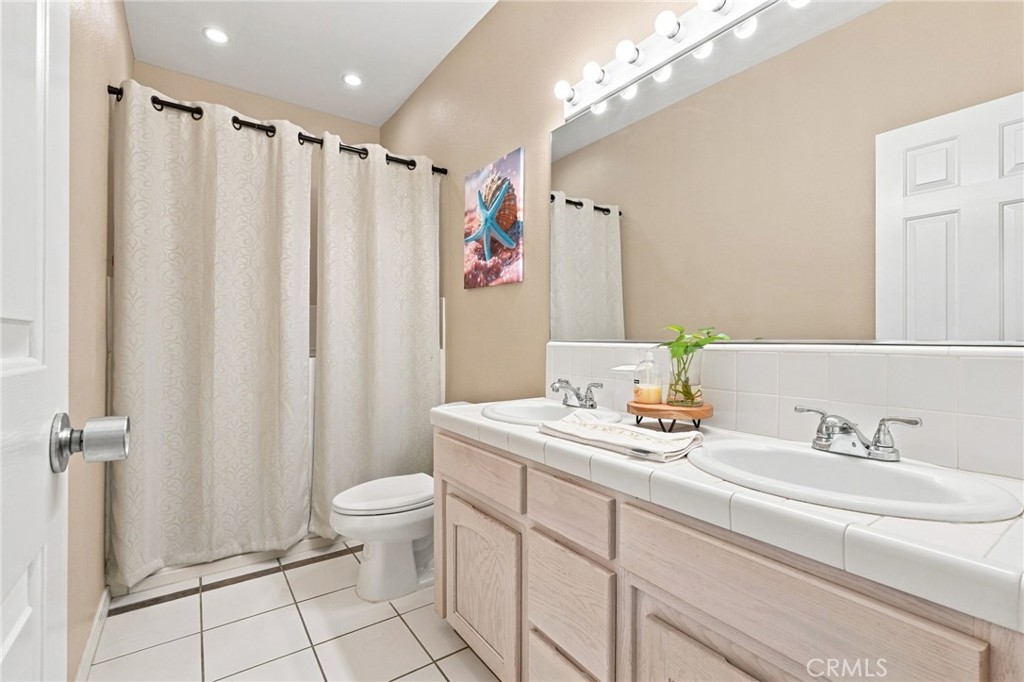 1601 N Eaton Property Photo 29