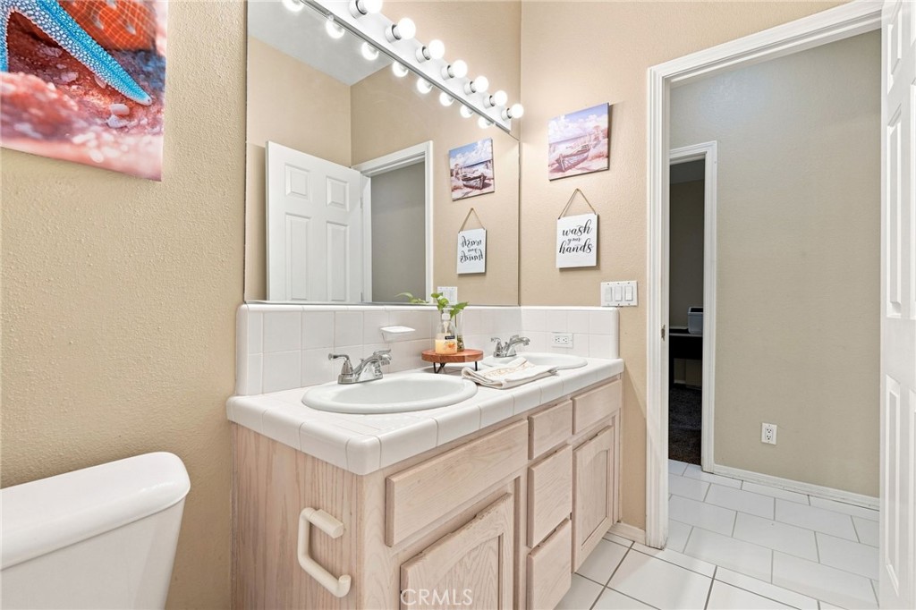 1601 N Eaton Property Photo 30