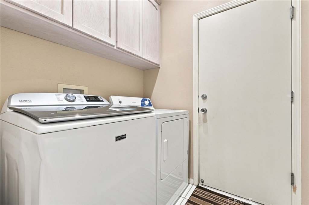 1601 N Eaton Property Photo 33