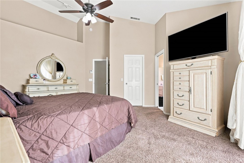 1601 N Eaton Property Photo 39