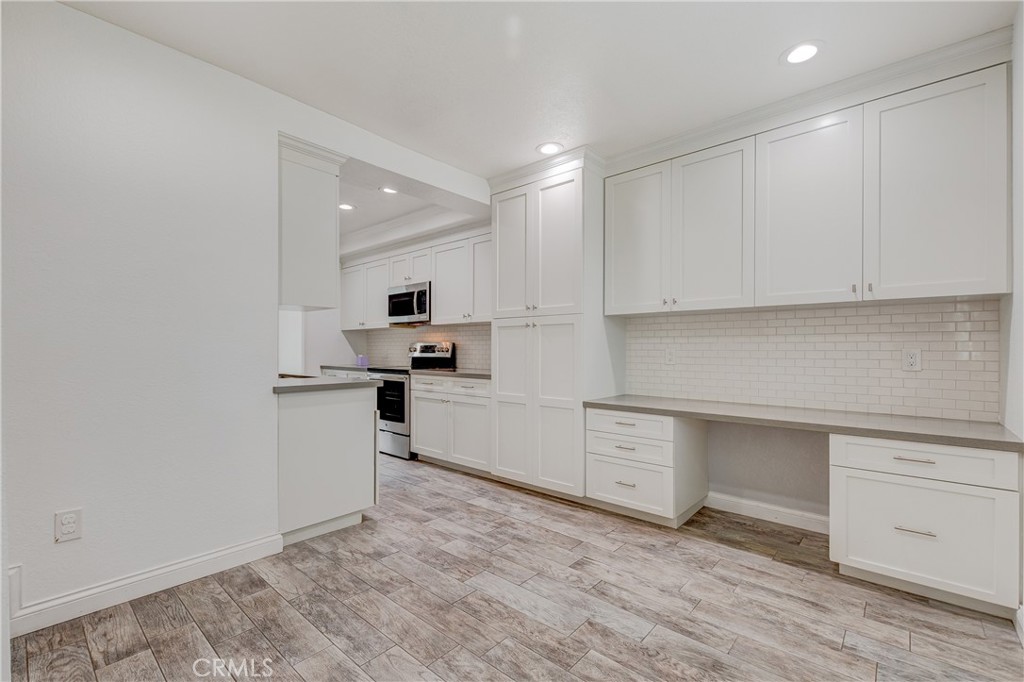 12585 Cluster Pines Road Property Photo 4