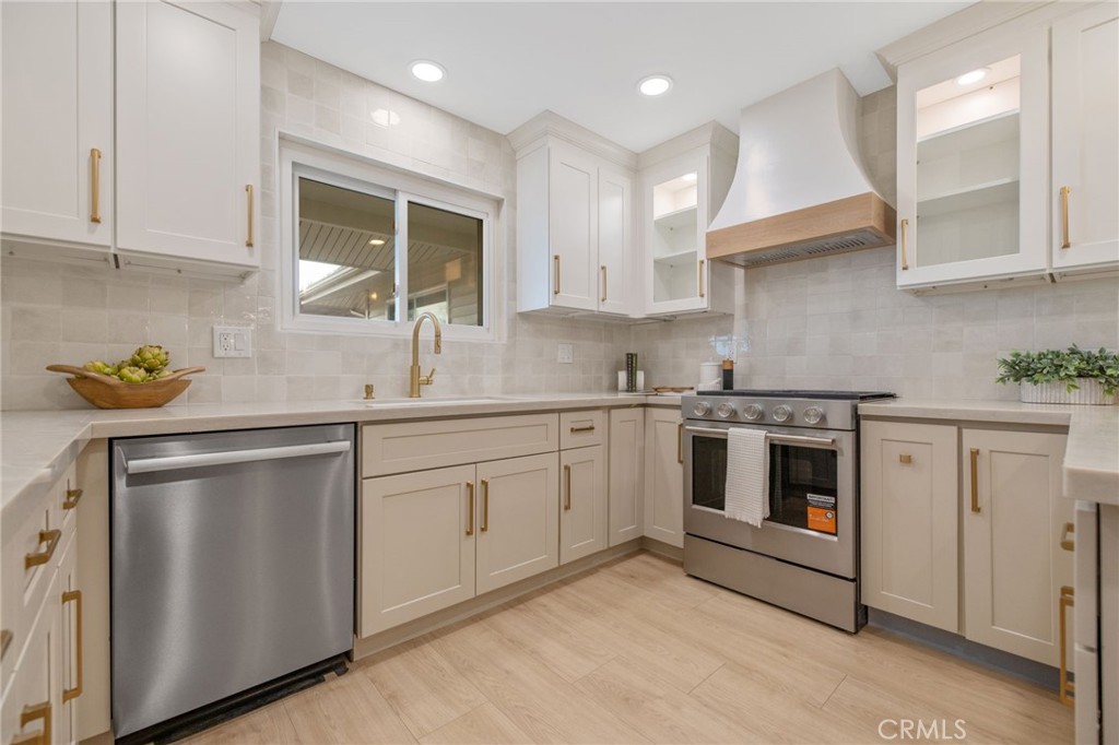 761 Riverside Roas Property Photo 15