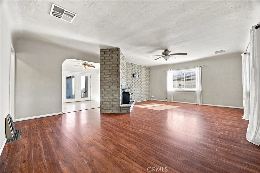 1904 Radiance Property Photo 5