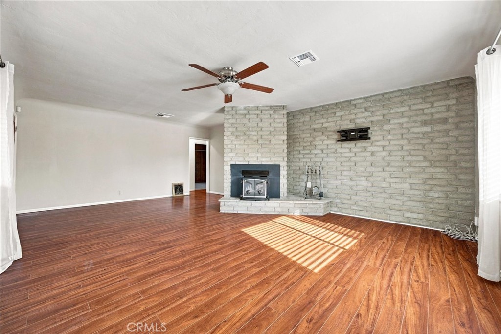 1904 Radiance Property Photo 7