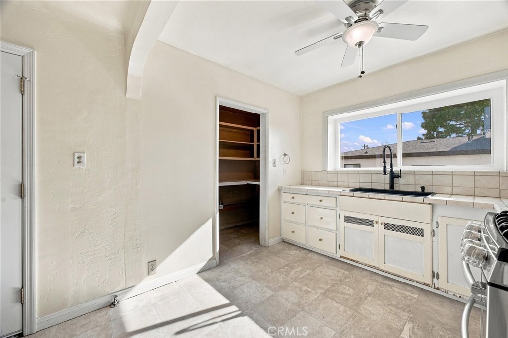 1904 Radiance Property Photo 15