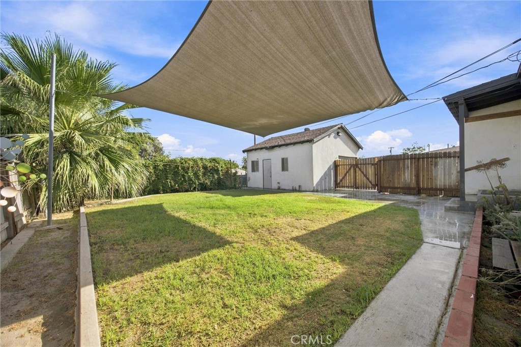 1904 Radiance Property Photo 27
