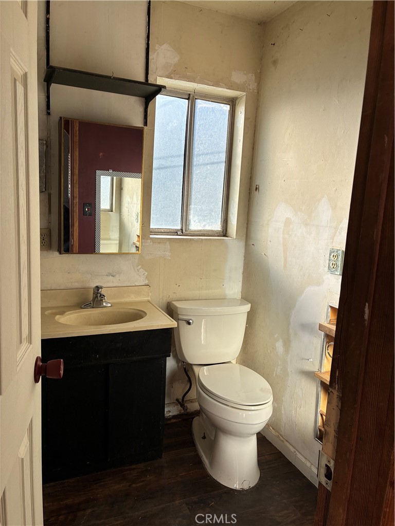 1904 Radiance Property Photo 31
