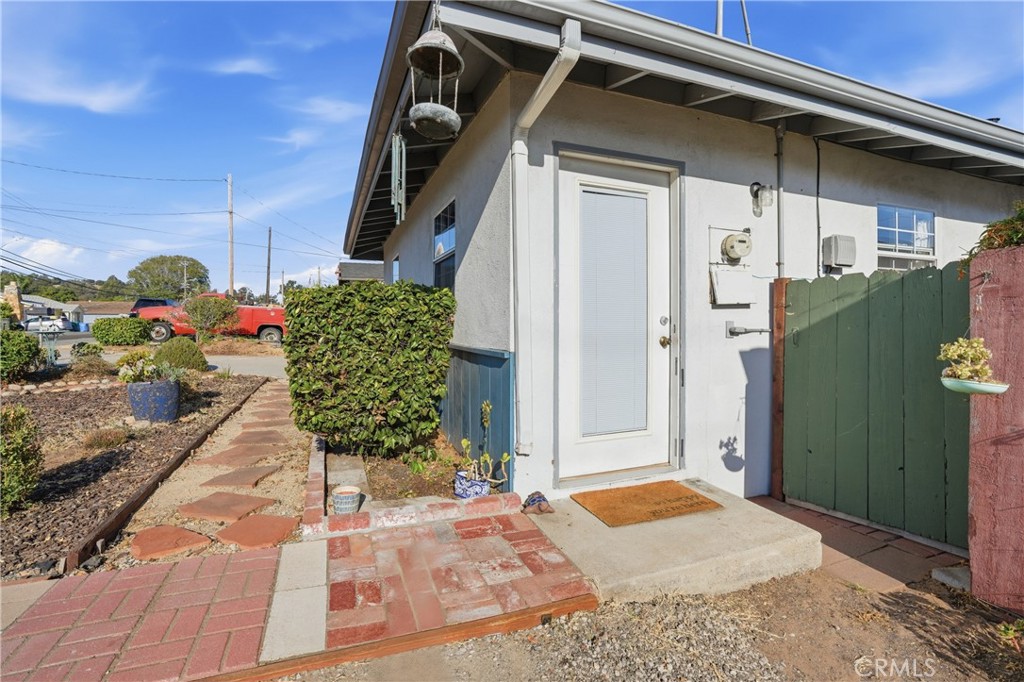617 Cornwall Property Photo 35