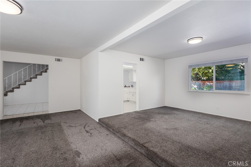 455 Meadowbrook Property Photo 18
