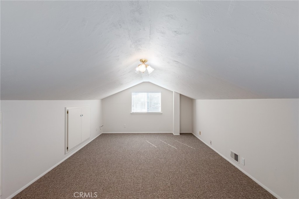 455 Meadowbrook Property Photo 27