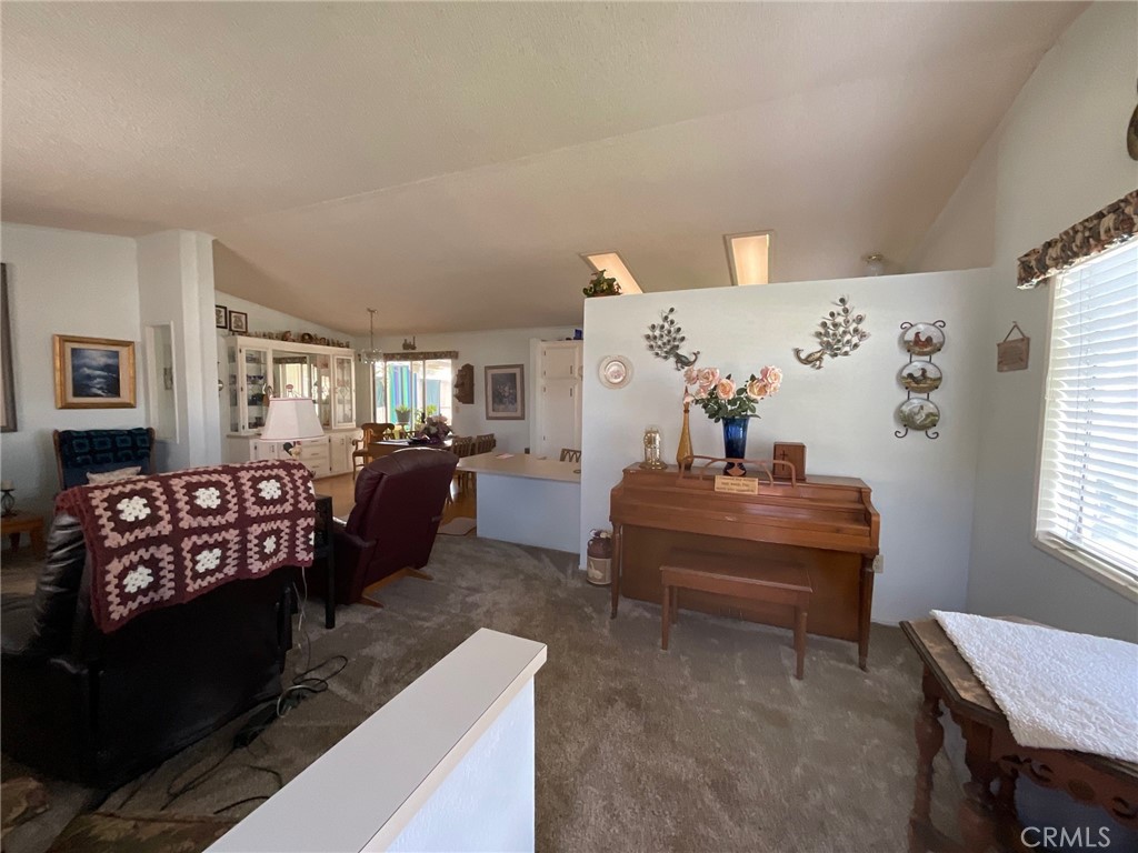 2124 Via Visalia Property Photo 6