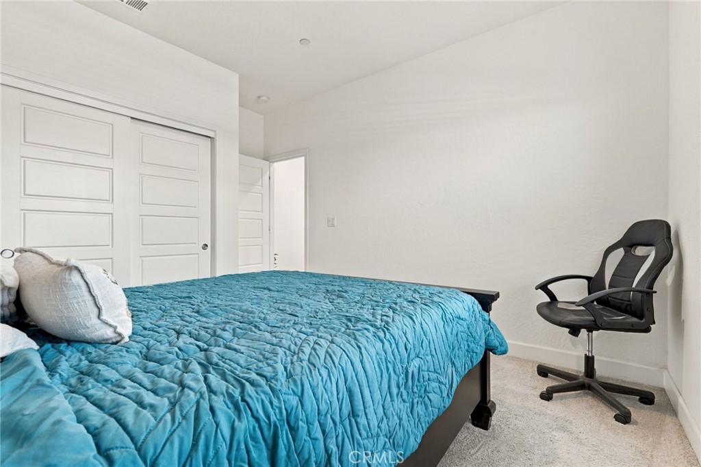 102 E Tyler Avenue Property Photo 12