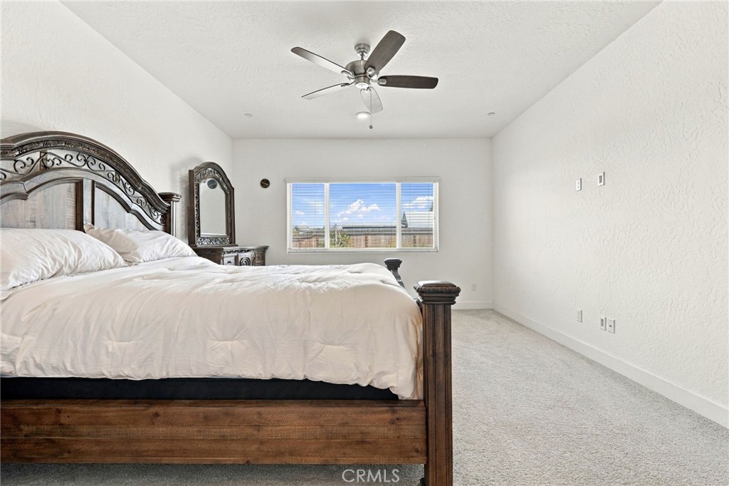 102 E Tyler Avenue Property Photo 34