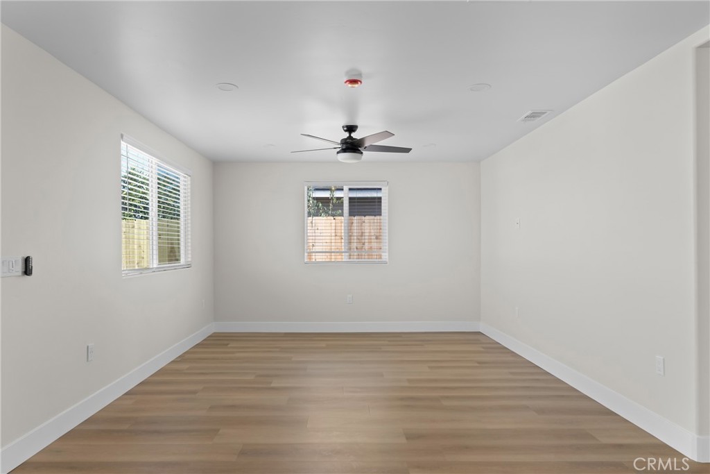 4406 Cedar Property Photo 5
