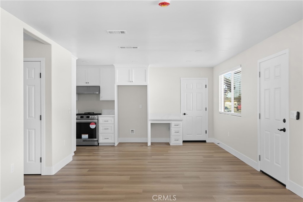 4406 Cedar Property Photo 10
