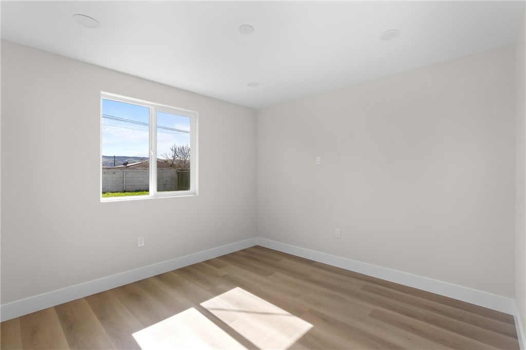 4406 Cedar Property Photo 18