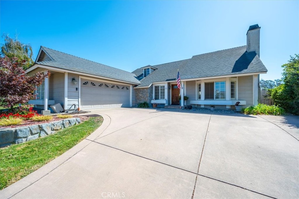634 Hartnell Property Photo 4