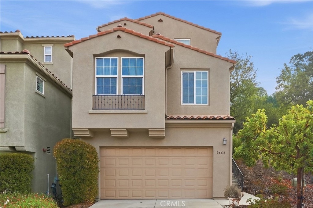 9465 Casa Bella Court Property Photo 1