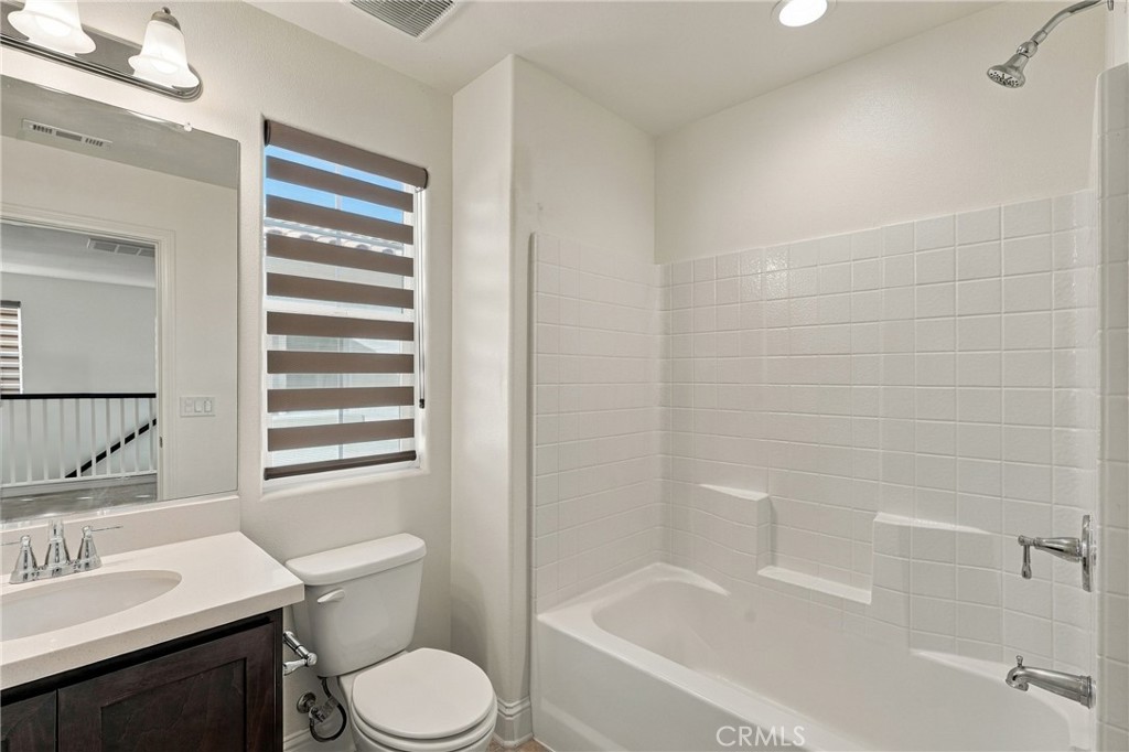 1902 Sterling Place Property Photo 16