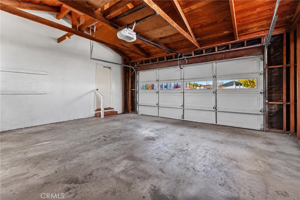 903 Sandalwood Avenue Property Photo 31