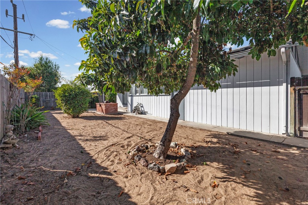 903 Sandalwood Avenue Property Photo 35