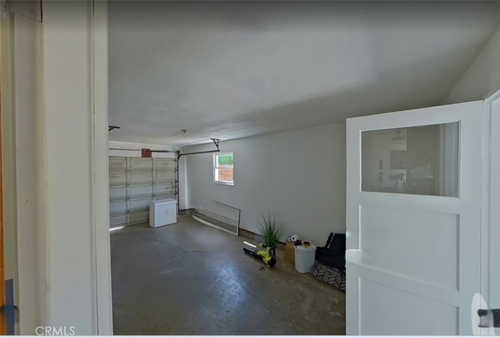 1560 Phillips Lane Property Photo 26