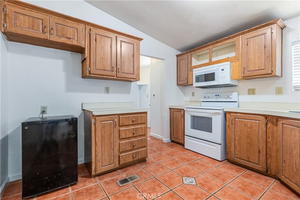 4195 Hackney Way Property Photo 13