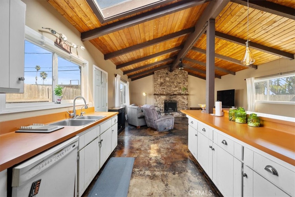 3428 Via Cortez Property Photo 10