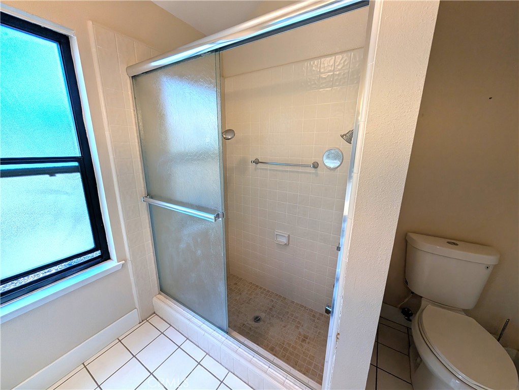 1508 Oakridge Park Property Photo 5